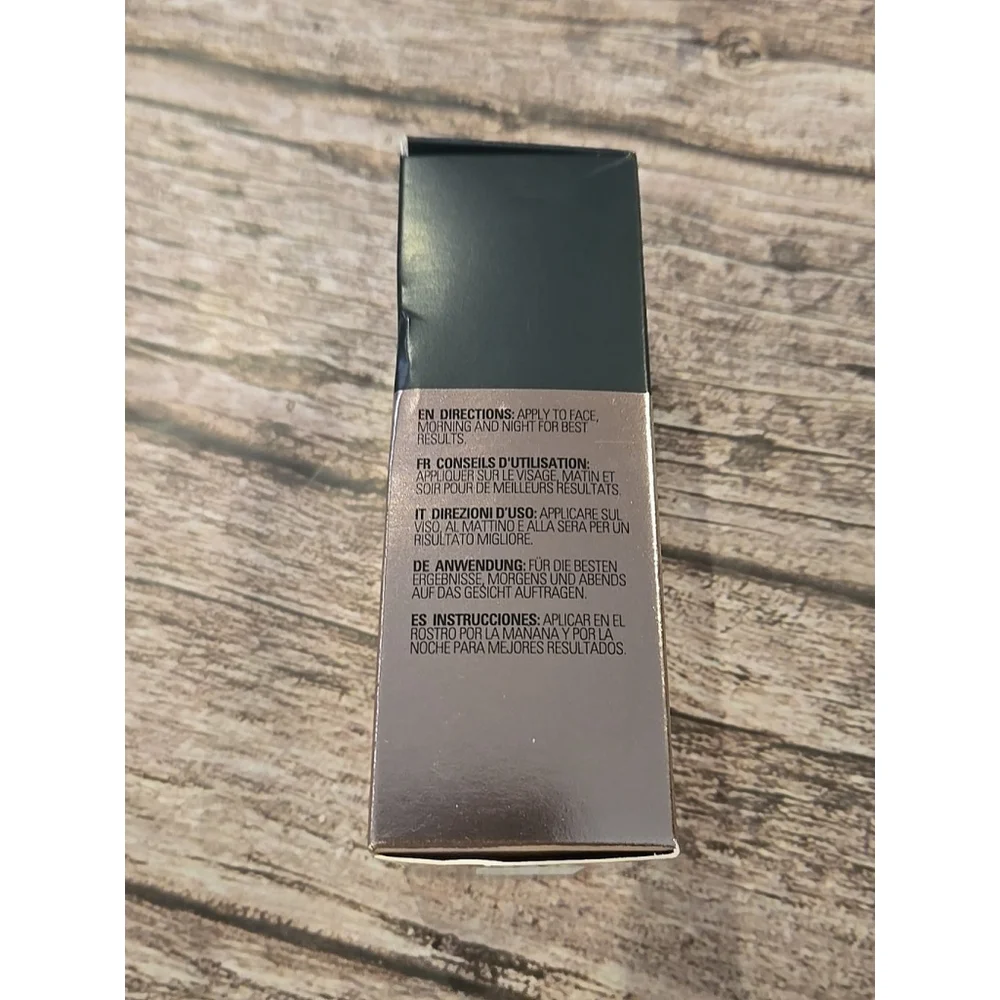 Revolution Niacinamide 15% Blemish & Pore Refining Serum New In Box (3)